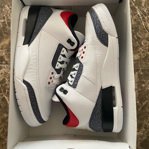 NIKE AIR JORDAN 3 SE RETRO - Picture 2 of 6